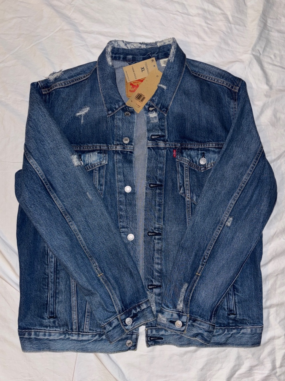 Levi's Medium Wash Men's Distressed Denim Trucker Jacket - X Large